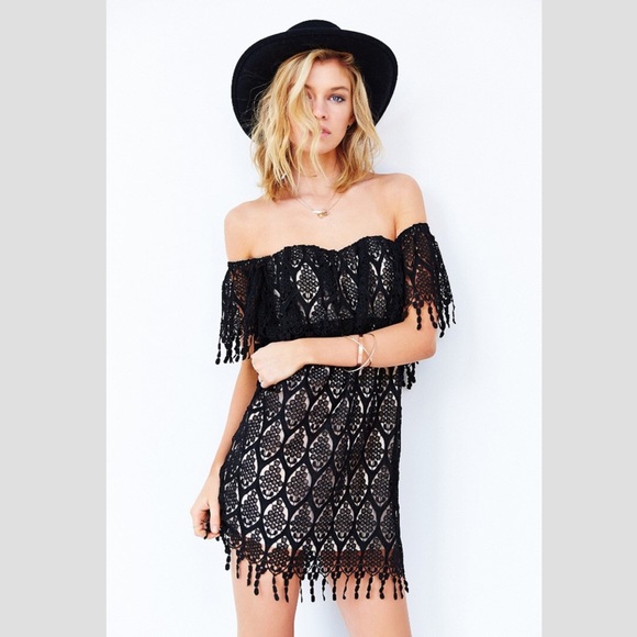 Stone Cold Fox Iowa Off Shoulder Mini Dress - Picture 7 of 8